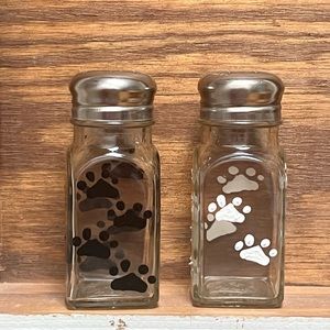 Hand Crafted Animal Print Dog Cat Salt & Pepper Shakers Holds 2 oz. 4 inch high